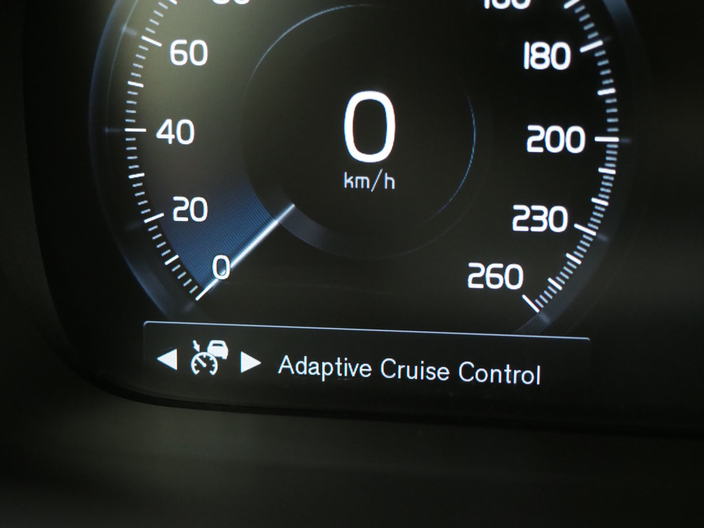 Volvo V90 2.0 T8 AWD Inscription 27