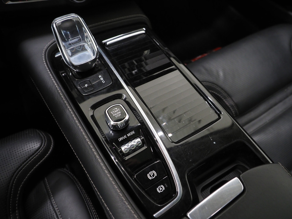 Volvo V90 2.0 T8 AWD Inscription 37