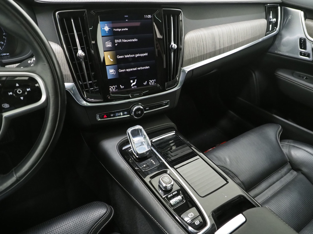 Volvo V90 2.0 T8 AWD Inscription 38
