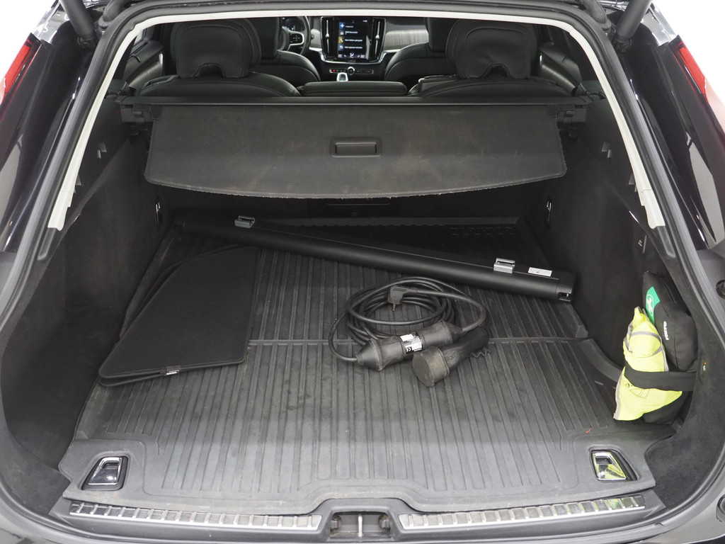 Volvo V90 2.0 T8 AWD Inscription 42