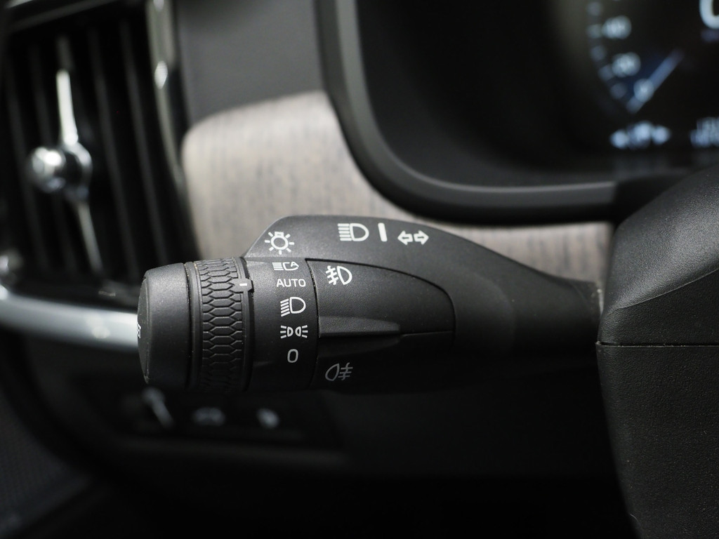 Volvo V90 2.0 T8 AWD Inscription 68