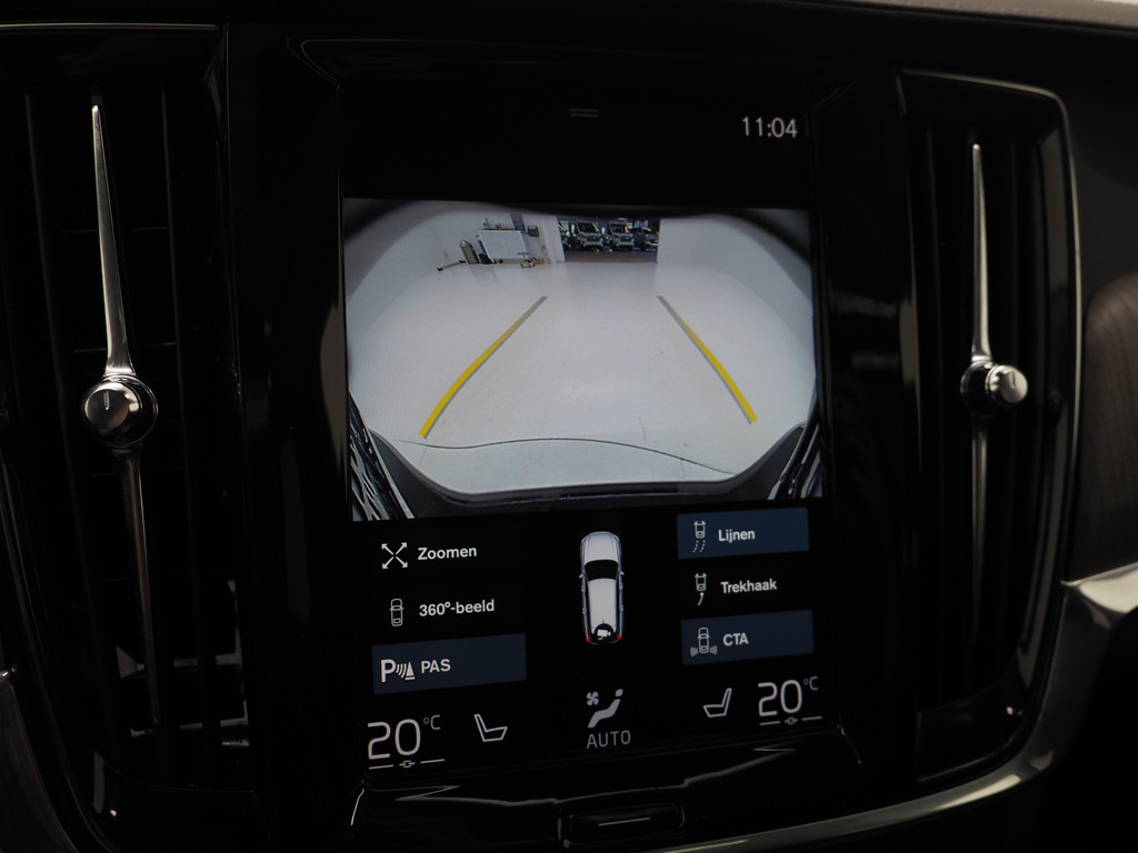 Volvo V90 2.0 T8 AWD Inscription 81