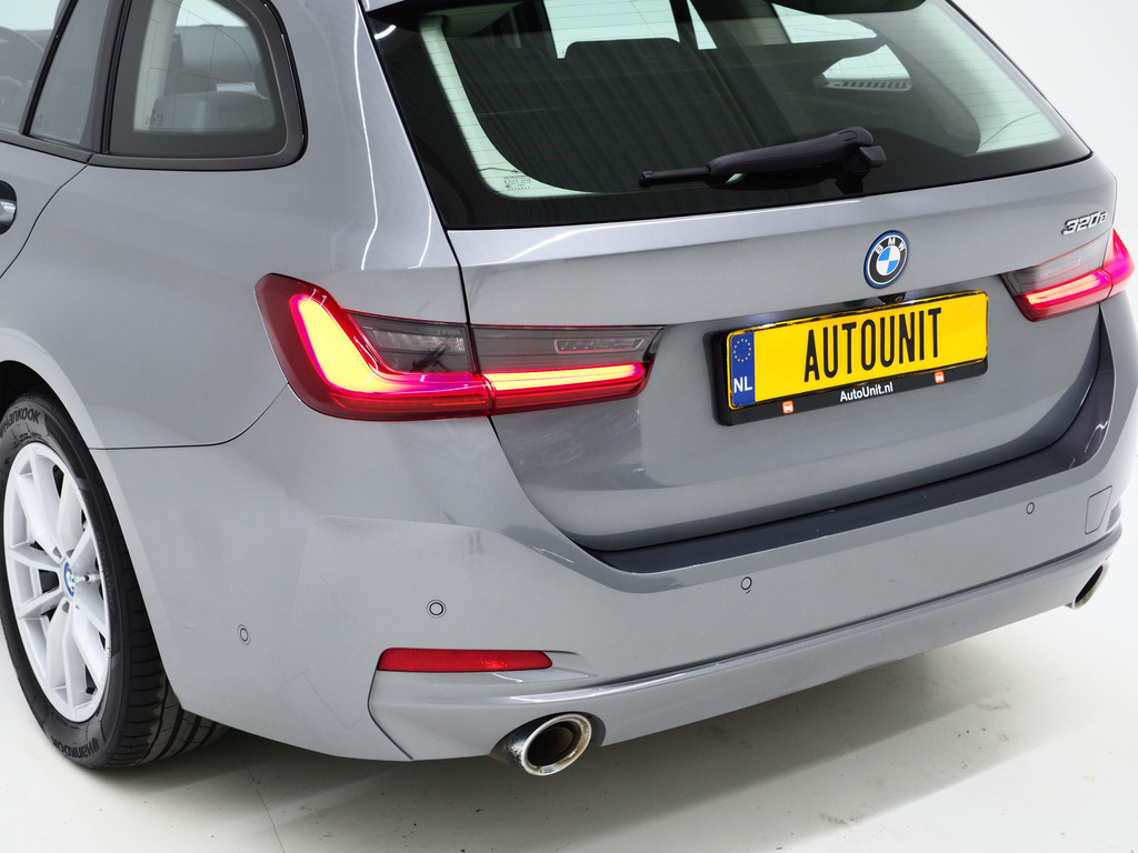 BMW 3 Serie Touring 320e LCI Shadow Line 13