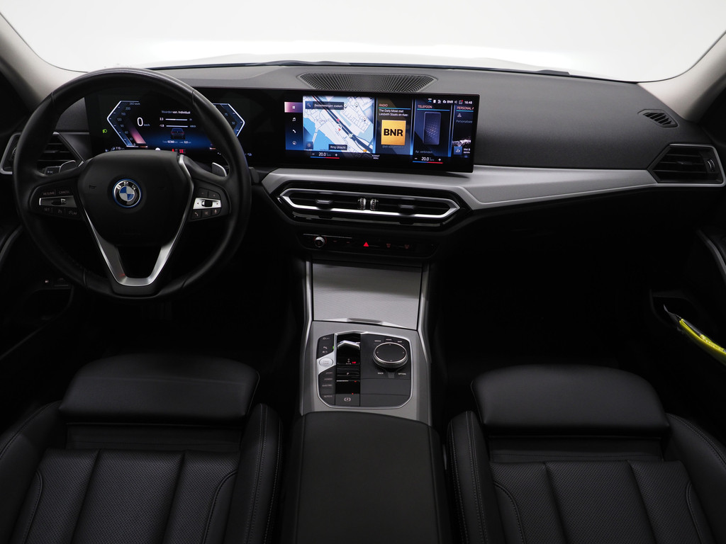 BMW 3 Serie Touring 320e LCI Shadow Line 4
