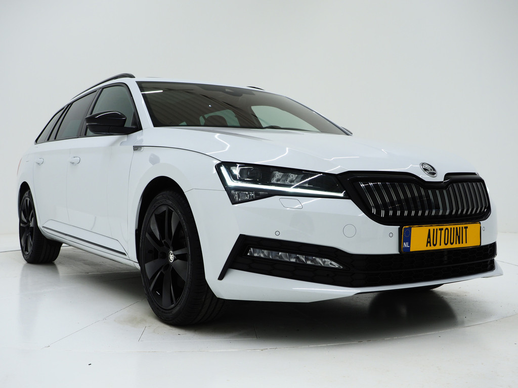 Škoda Superb Combi 1.4 TSI iV Sportline 218PK 10