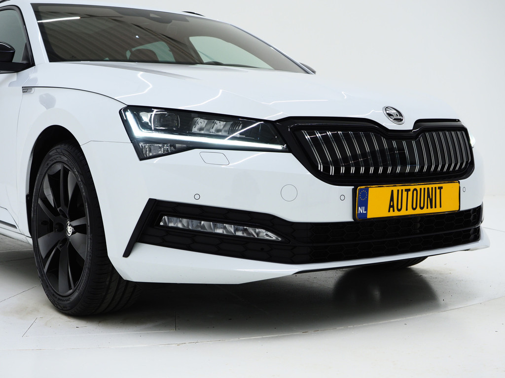 Škoda Superb Combi 1.4 TSI iV Sportline 218PK 11