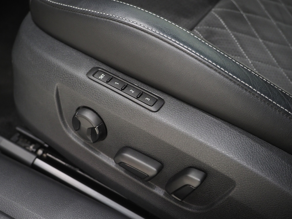 Škoda Superb Combi 1.4 TSI iV Sportline 218PK 19