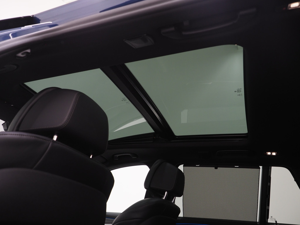 BMW 5 Serie Touring 520e M-Sport Shadow 84