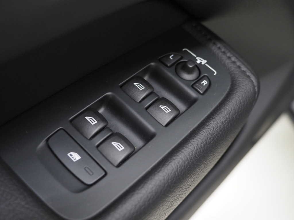 Volvo XC60 2.0 T6 AWD Recharge Long Range Inscription 19