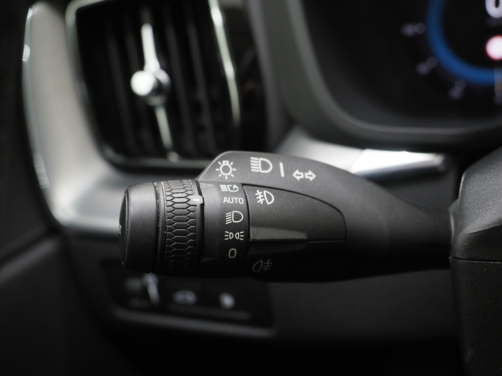 Volvo XC60 2.0 T6 AWD Recharge Long Range Inscription 65
