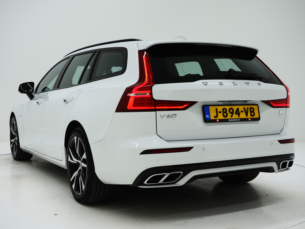 Volvo V60 2.0 T6 Recharge AWD R-Design 2