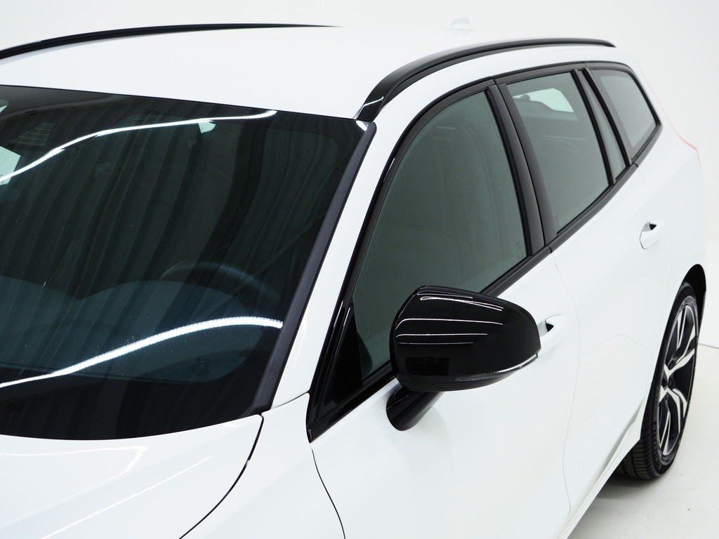 Volvo V60 2.0 T6 Recharge AWD R-Design 55