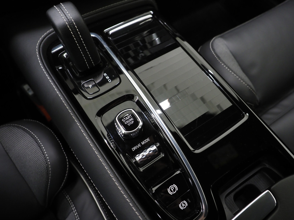 Volvo V60 2.0 T6 Recharge AWD R-Design 76