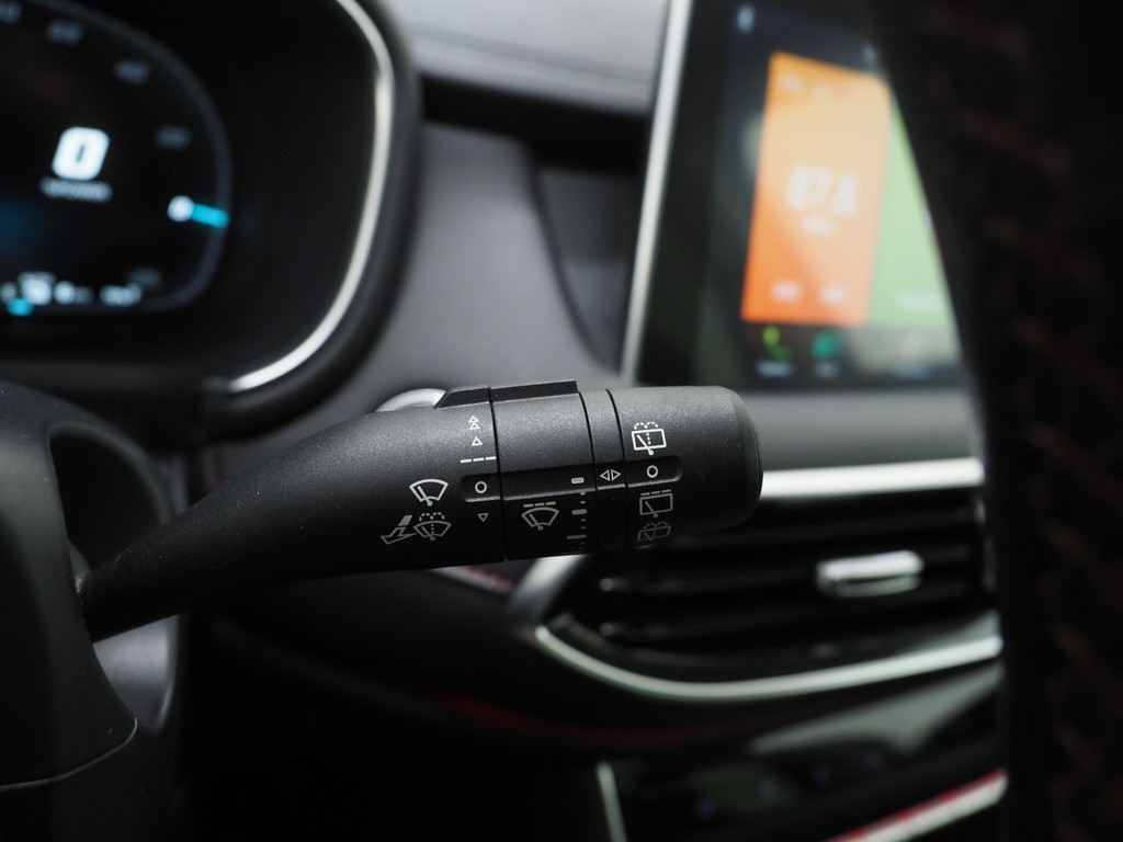 MG EHS 1.5 TGDI Luxury 25