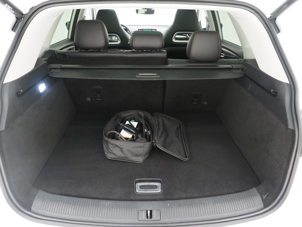 MG EHS 1.5 TGDI Luxury 37