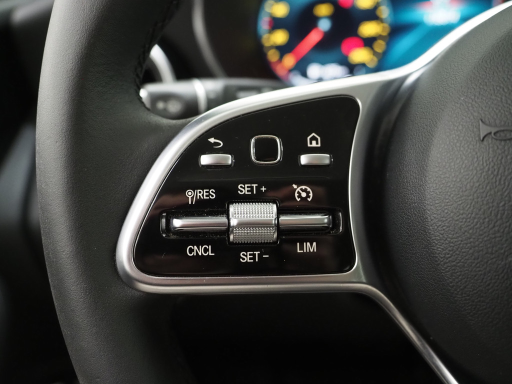 Mercedes-Benz GLC 300e 4MATIC 21