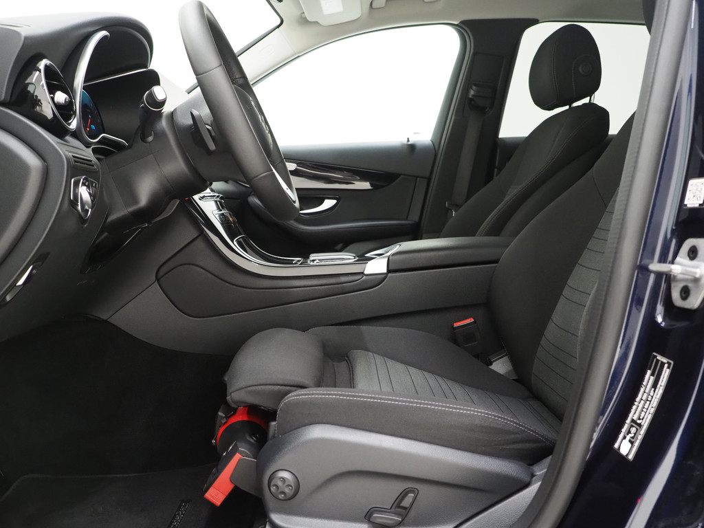 Mercedes-Benz GLC 300e 4MATIC 50
