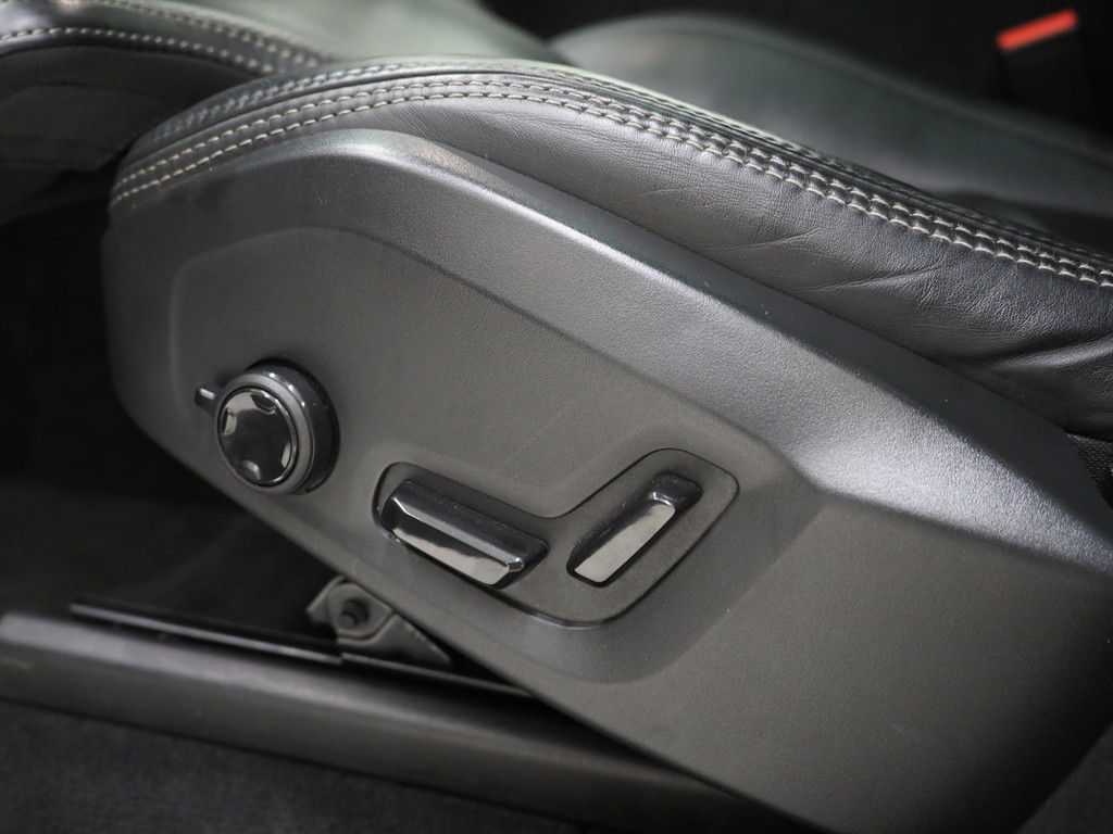 Volvo XC90 2.0 T8 Recharge AWD Ultimate 7P Long Range 19