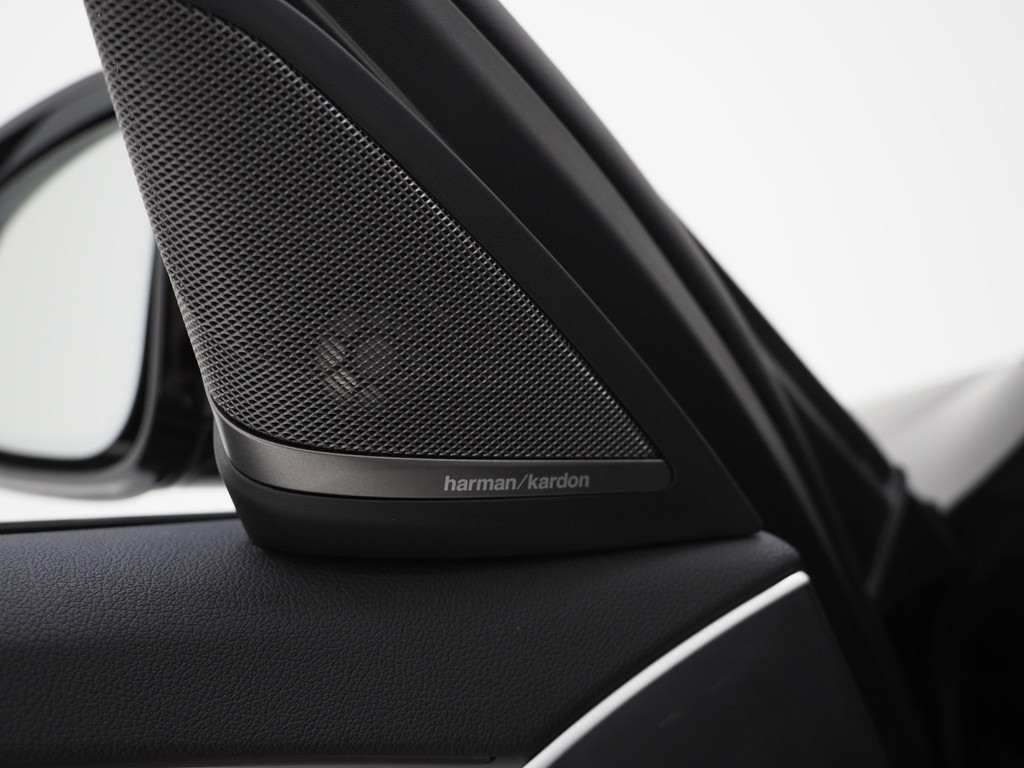 BMW 5 Serie Touring 530e xDrive M Sport Shadow 18