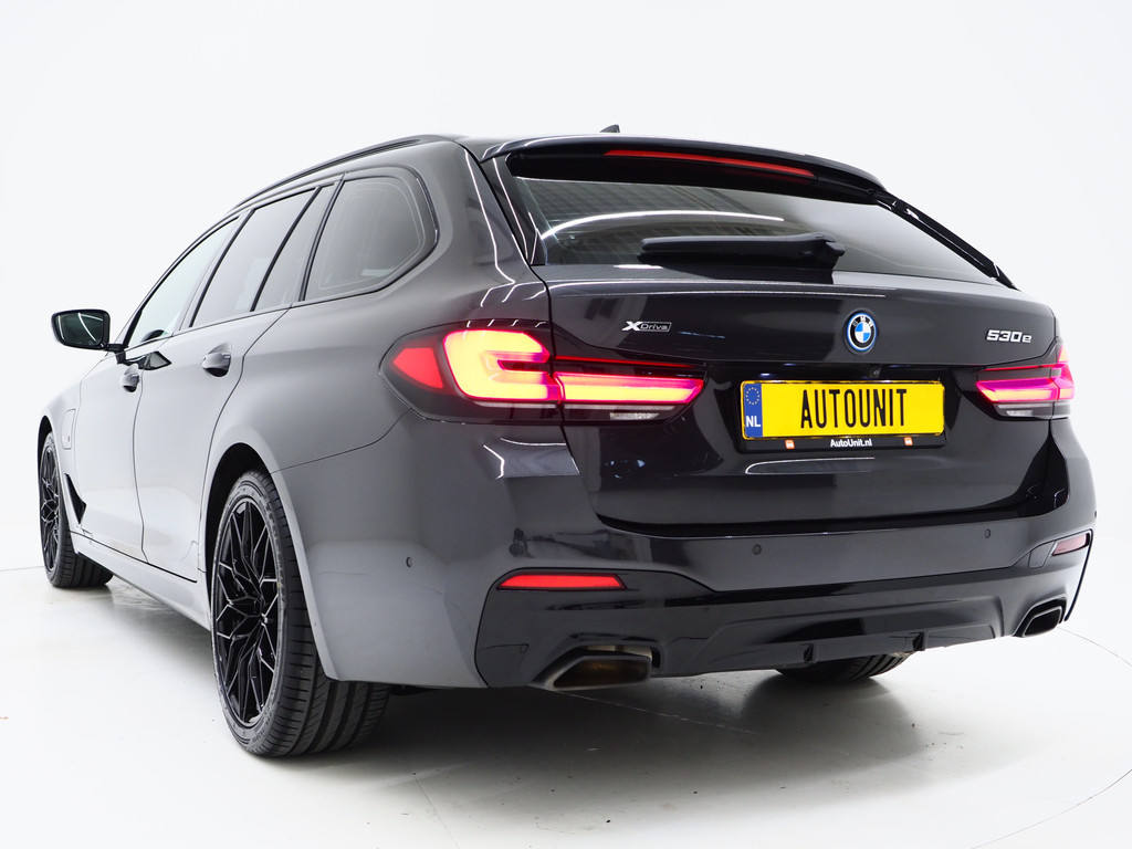 BMW 5 Serie Touring 530e xDrive M Sport Shadow 2