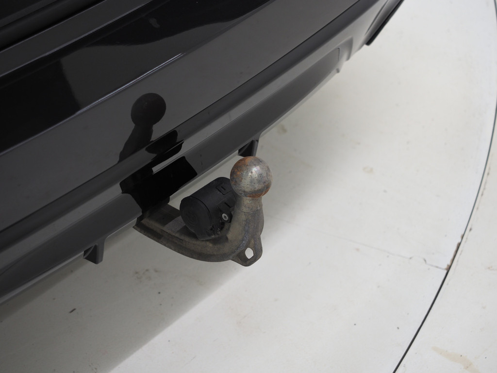 BMW 5 Serie Touring 530e xDrive M Sport Shadow 43