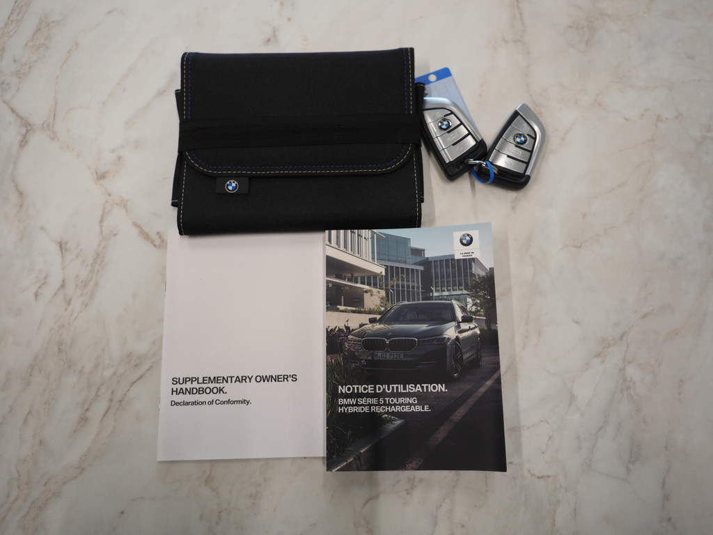 BMW 5 Serie Touring 530e xDrive M Sport Shadow 51