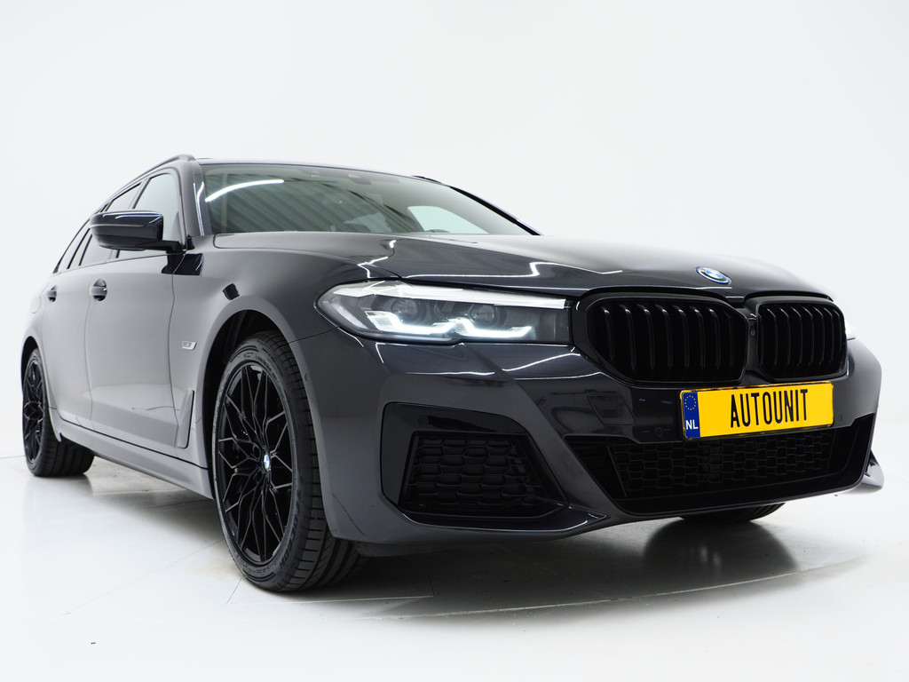 BMW 5 Serie Touring 530e xDrive M Sport Shadow 54