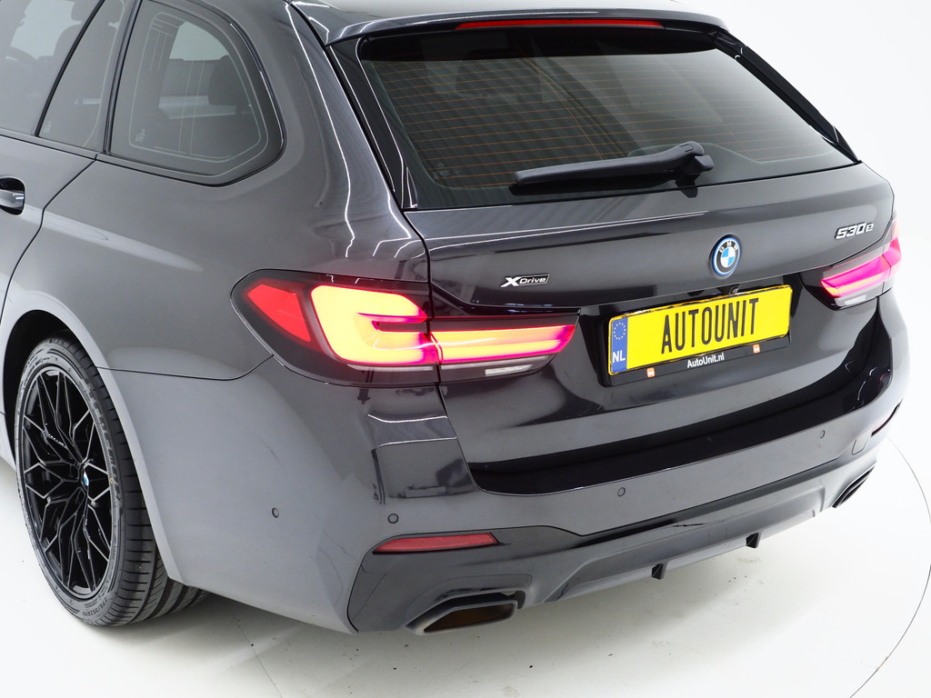 BMW 5 Serie Touring 530e xDrive M Sport Shadow 57