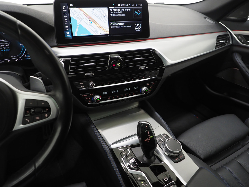 BMW 5 Serie Touring 530e xDrive M Sport Shadow 80