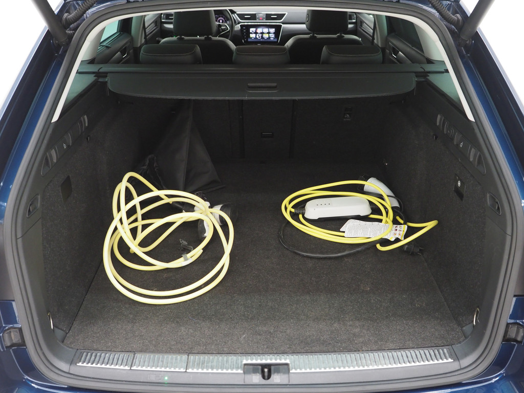 Škoda Superb Combi 1.4 TSI iV 218PK Style 40