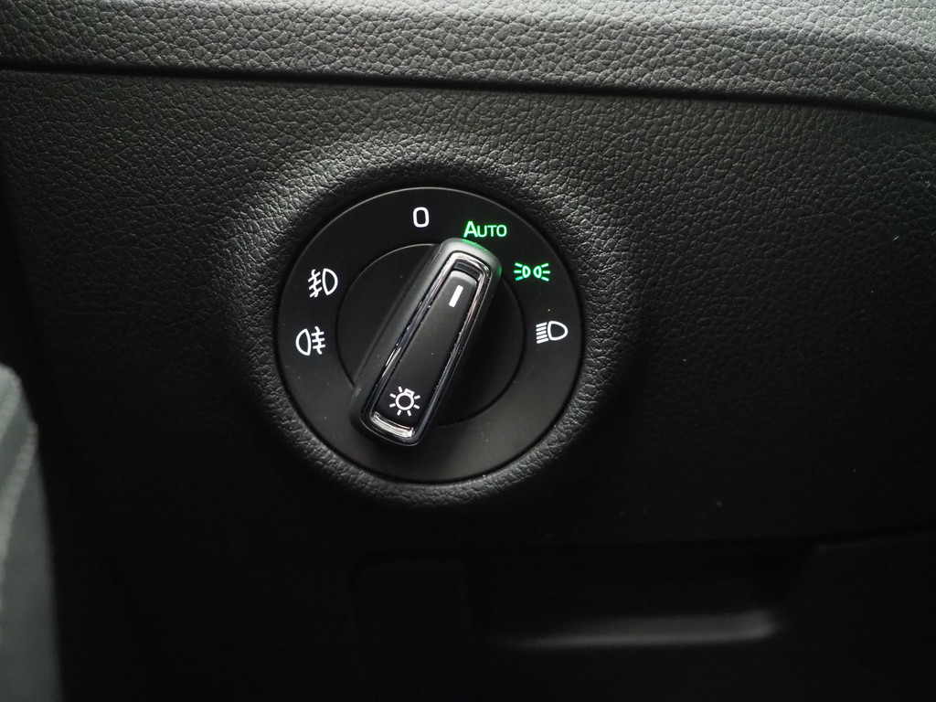 Škoda Superb Combi 1.4 TSI iV 218PK Style 65