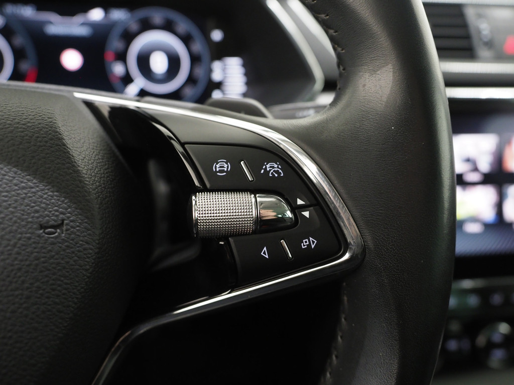 Škoda Superb Combi 1.4 TSI iV 218PK Style 69