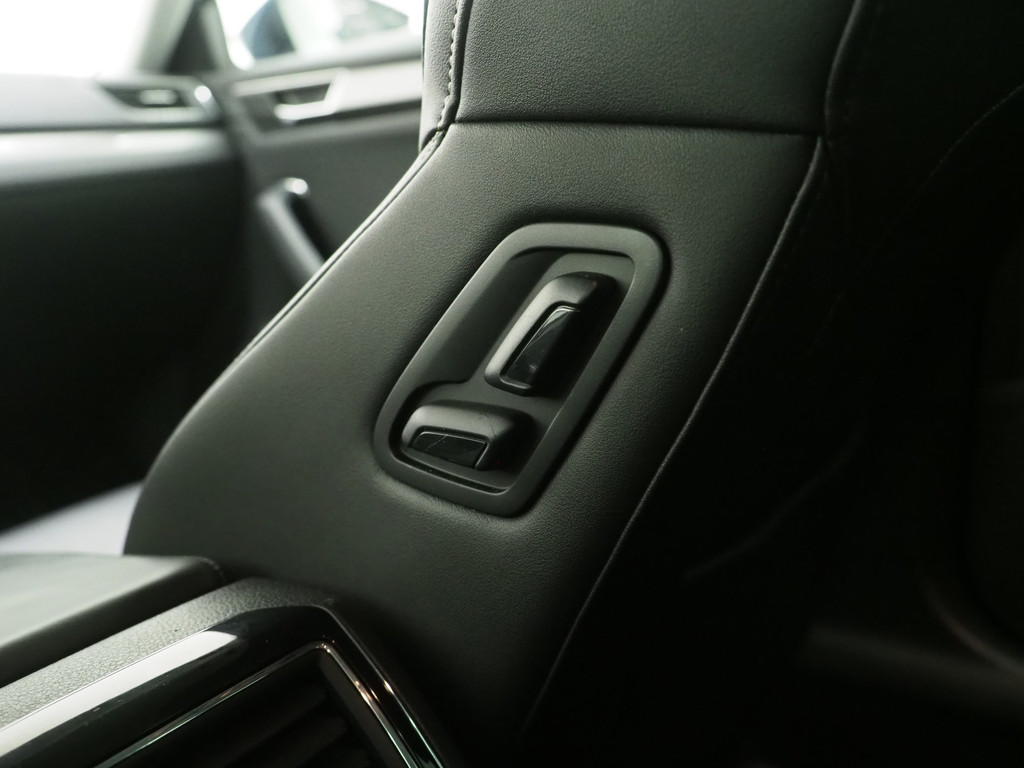 Škoda Superb Combi 1.4 TSI iV 218PK Style 82