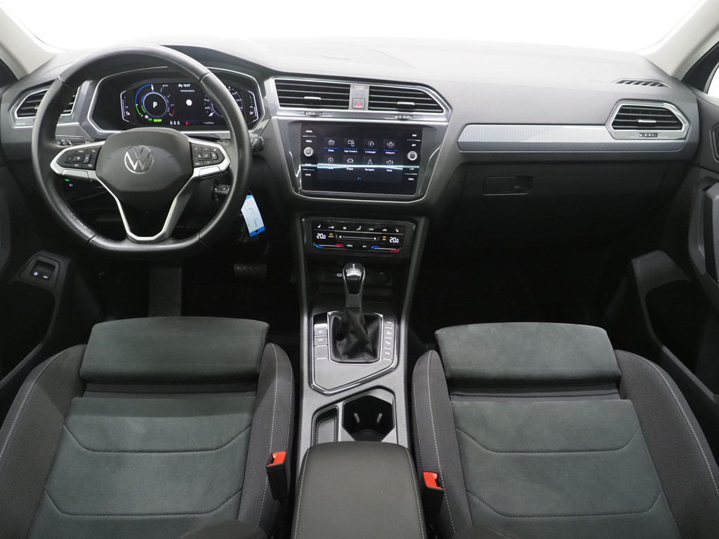 Volkswagen Tiguan 1.4 TSI eHybrid Elegance 45