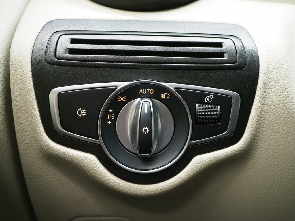 Mercedes-Benz GLC Coupé 300e 4MATIC 19