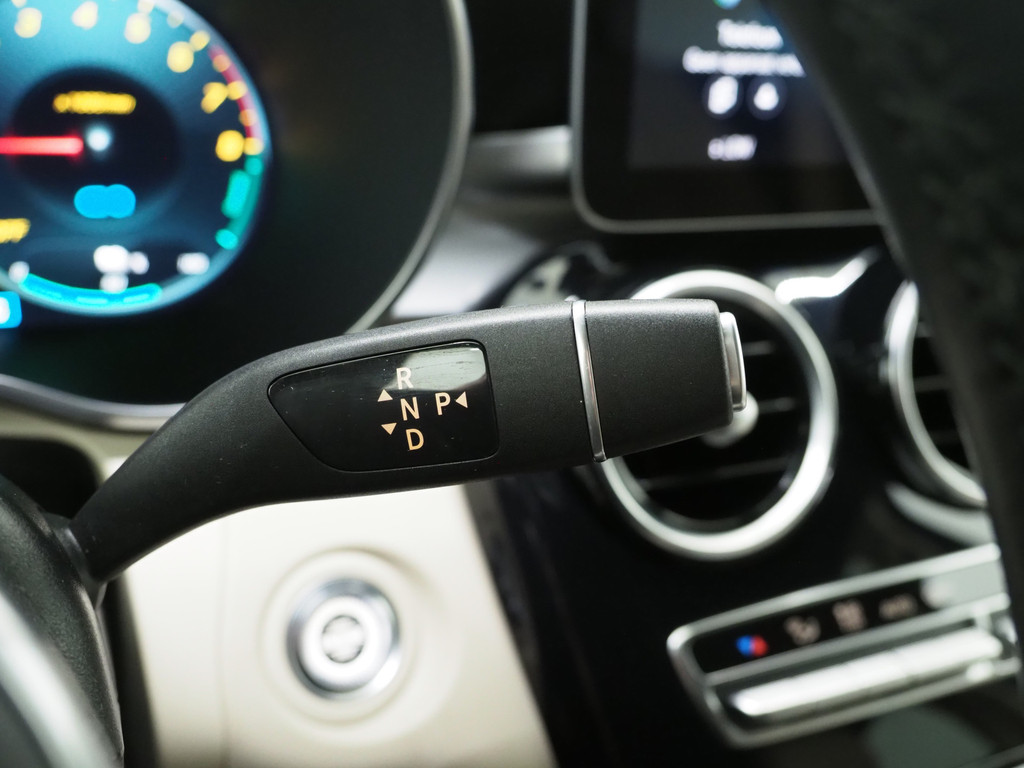 Mercedes-Benz GLC Coupé 300e 4MATIC 23