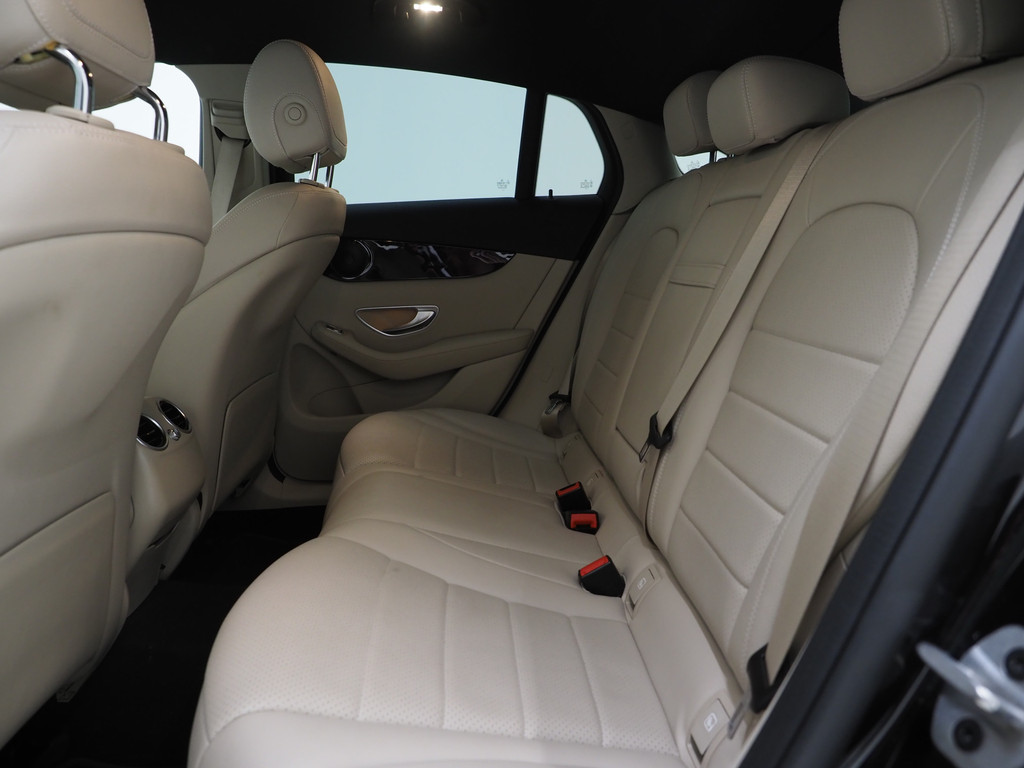 Mercedes-Benz GLC Coupé 300e 4MATIC 33