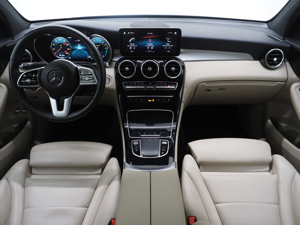 Mercedes-Benz GLC Coupé 300e 4MATIC 4