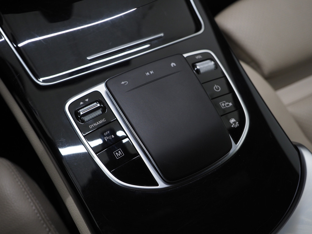 Mercedes-Benz GLC Coupé 300e 4MATIC 66