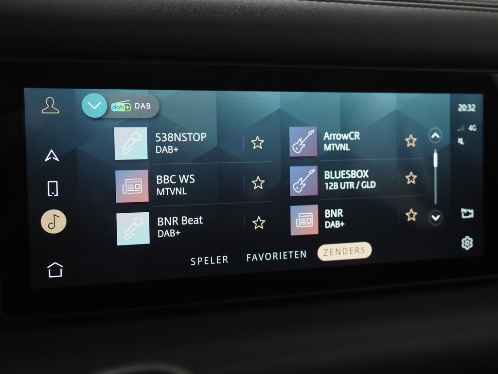 Land Rover Defender 110 2.0 P400e 110 Carpathian 26