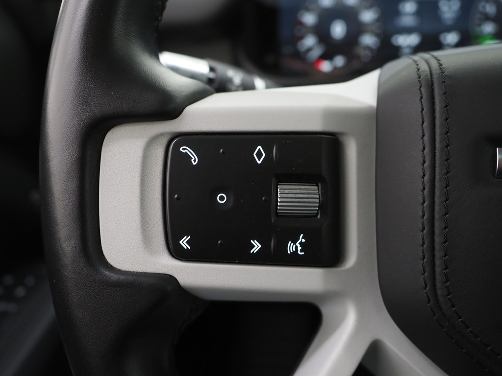 Land Rover Defender 110 2.0 P400e 110 Carpathian 61