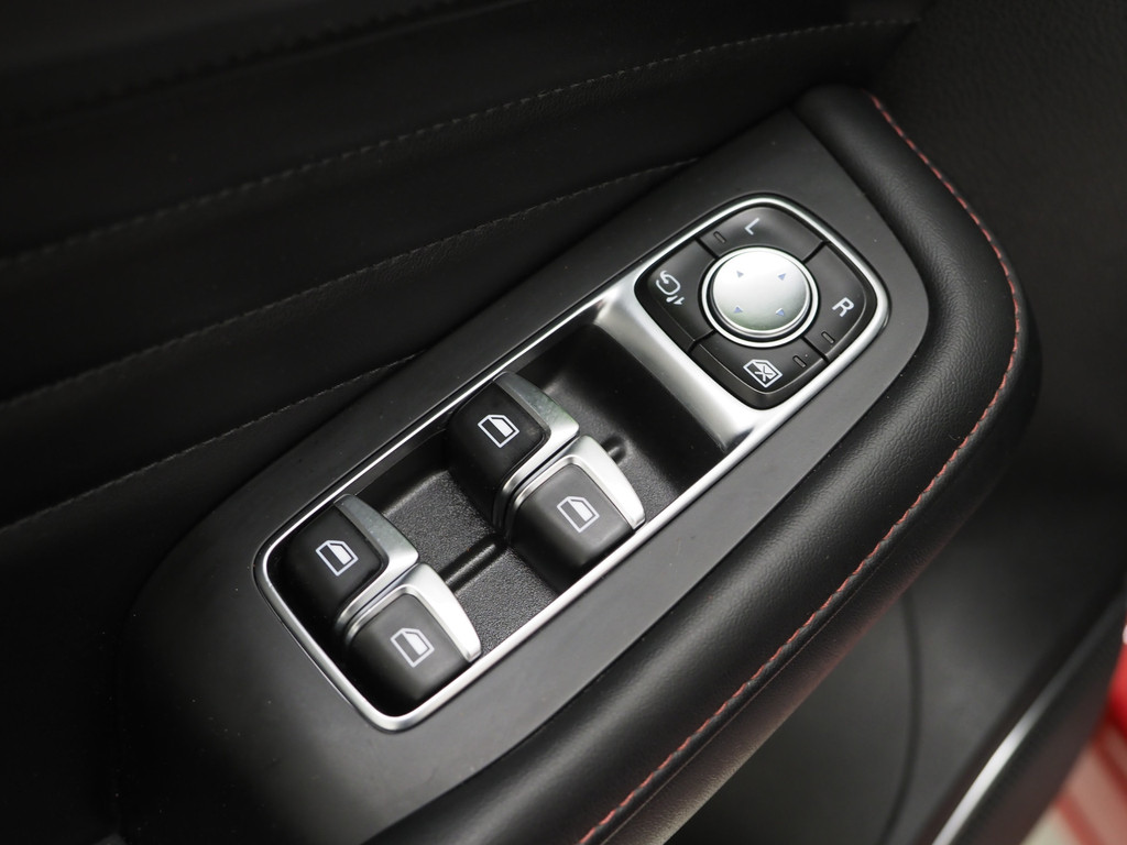 MG EHS 1.5 TGDI Luxury 17