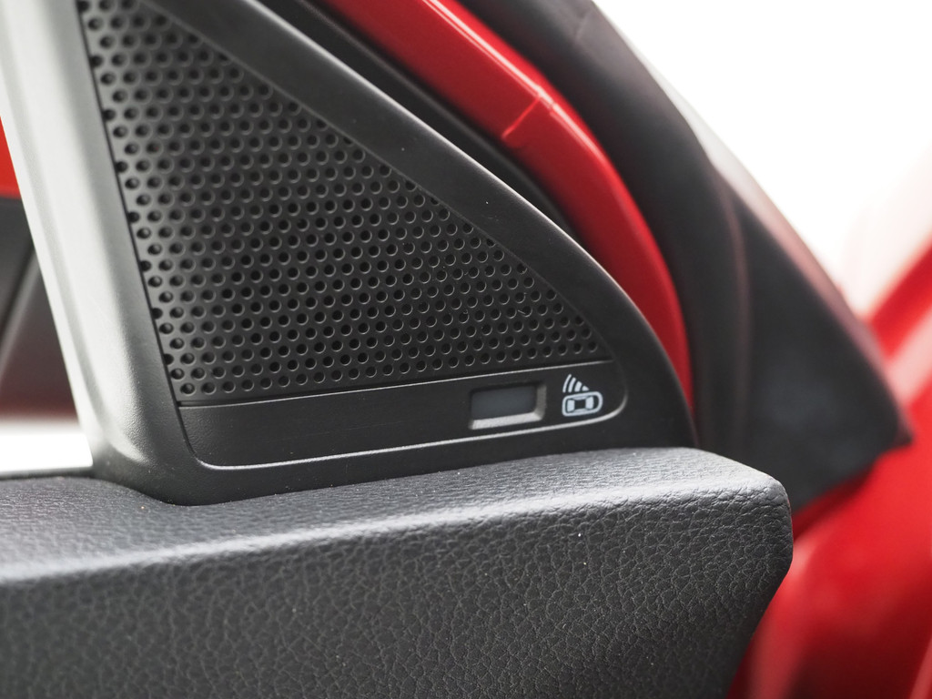 MG EHS 1.5 TGDI Luxury 18