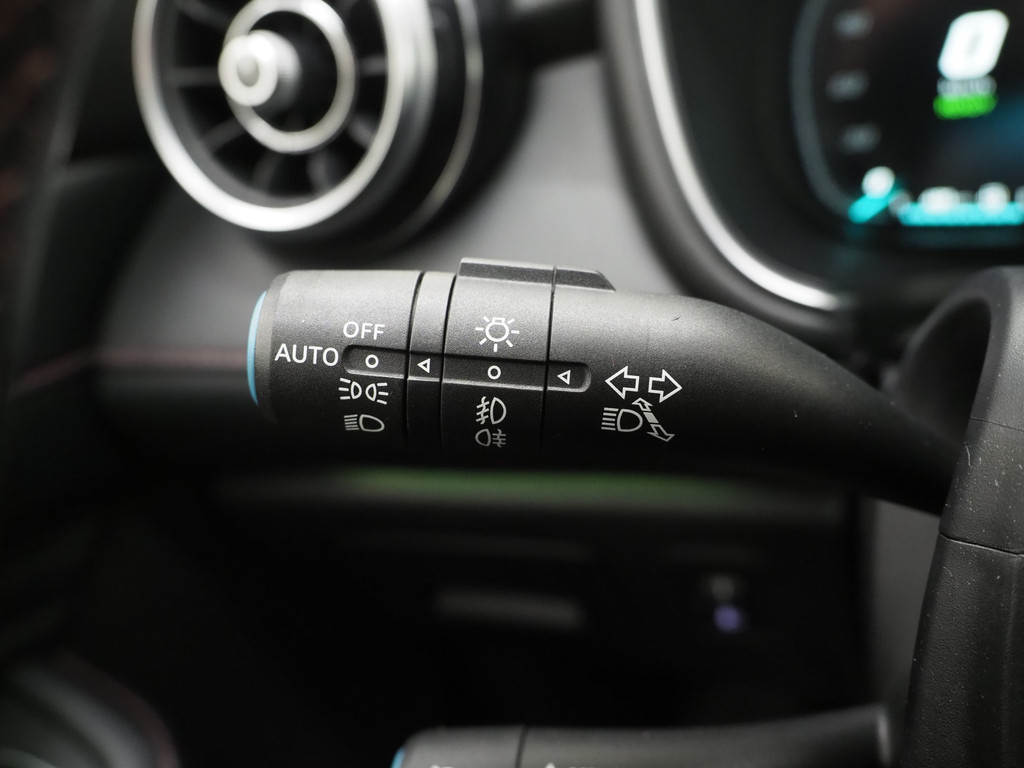 MG EHS 1.5 TGDI Luxury 20