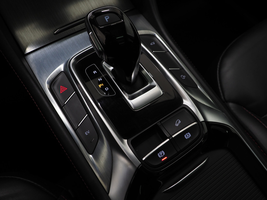 MG EHS 1.5 TGDI Luxury 69