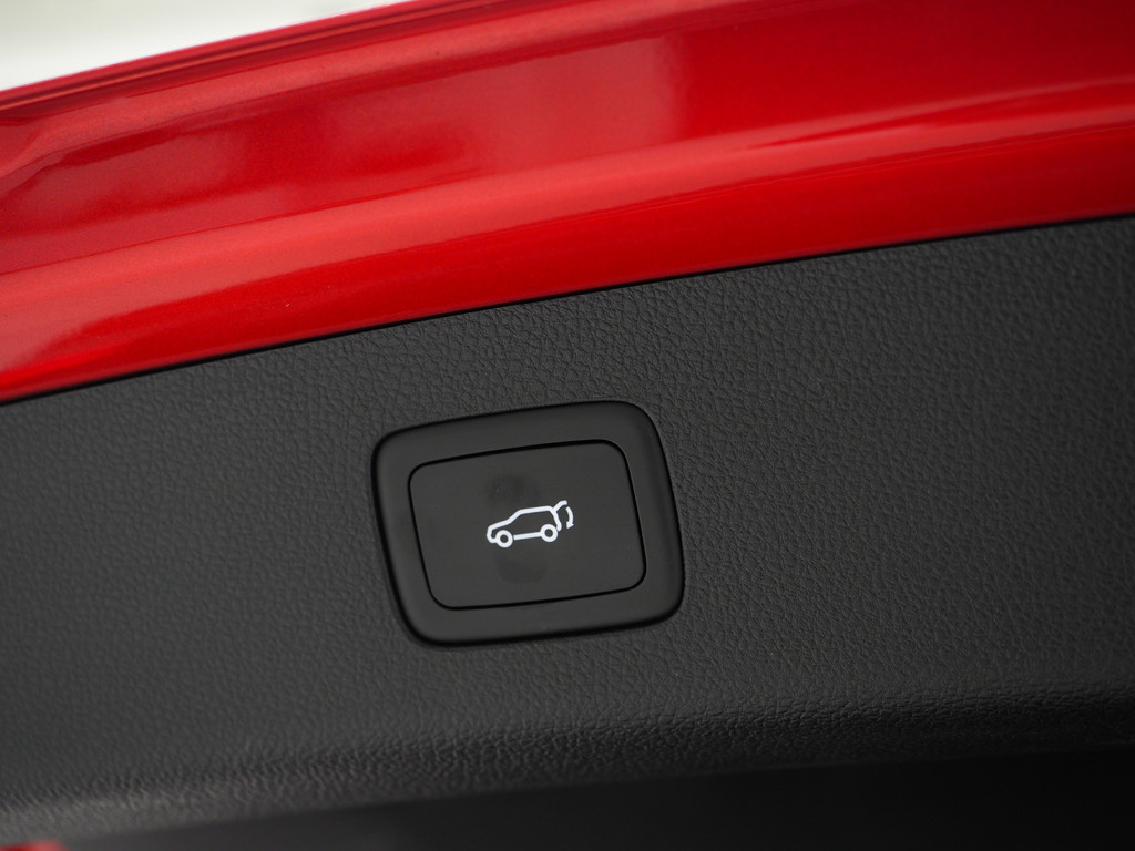 MG EHS 1.5 TGDI Luxury 75