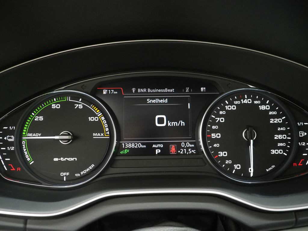 Audi Q5 50 TFSI e quattro 299PK 23