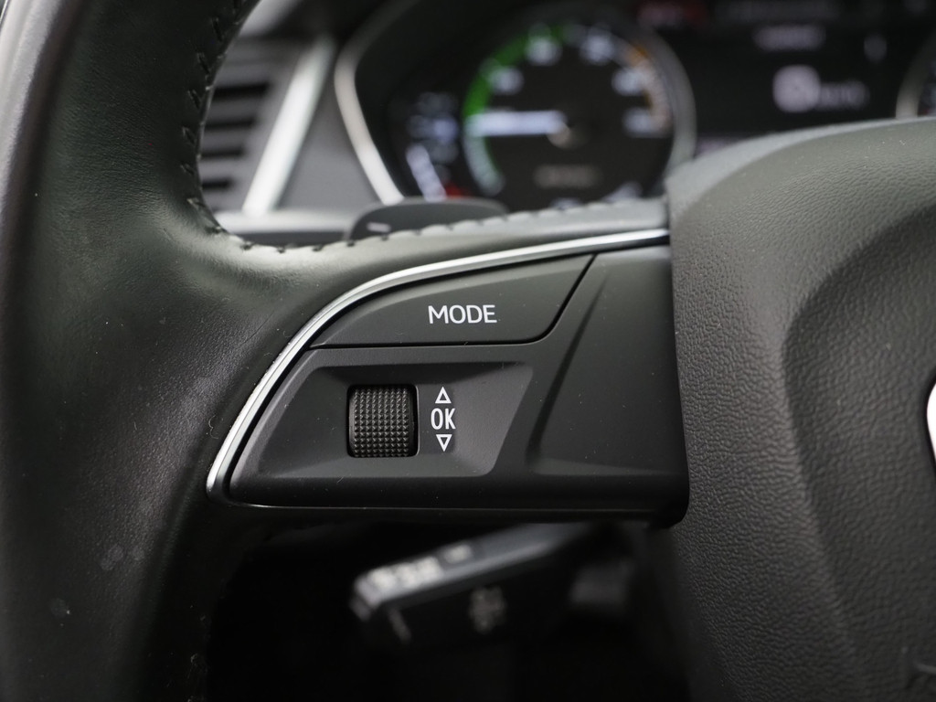 Audi Q5 50 TFSI e quattro 299PK 56