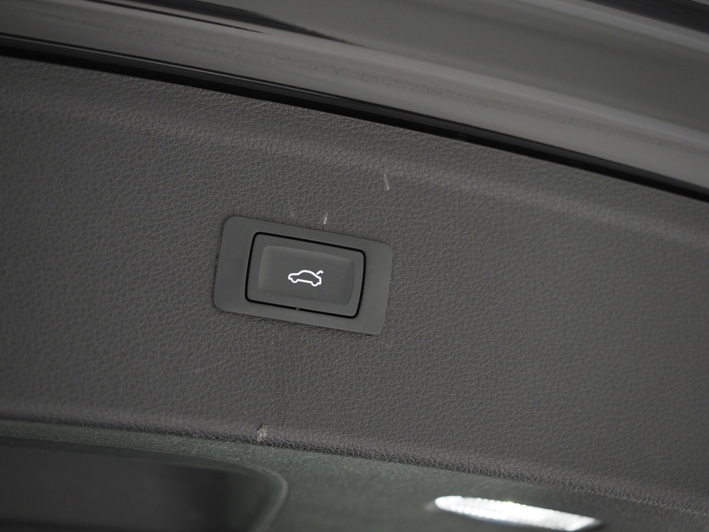 Audi Q5 50 TFSI e quattro 299PK 71