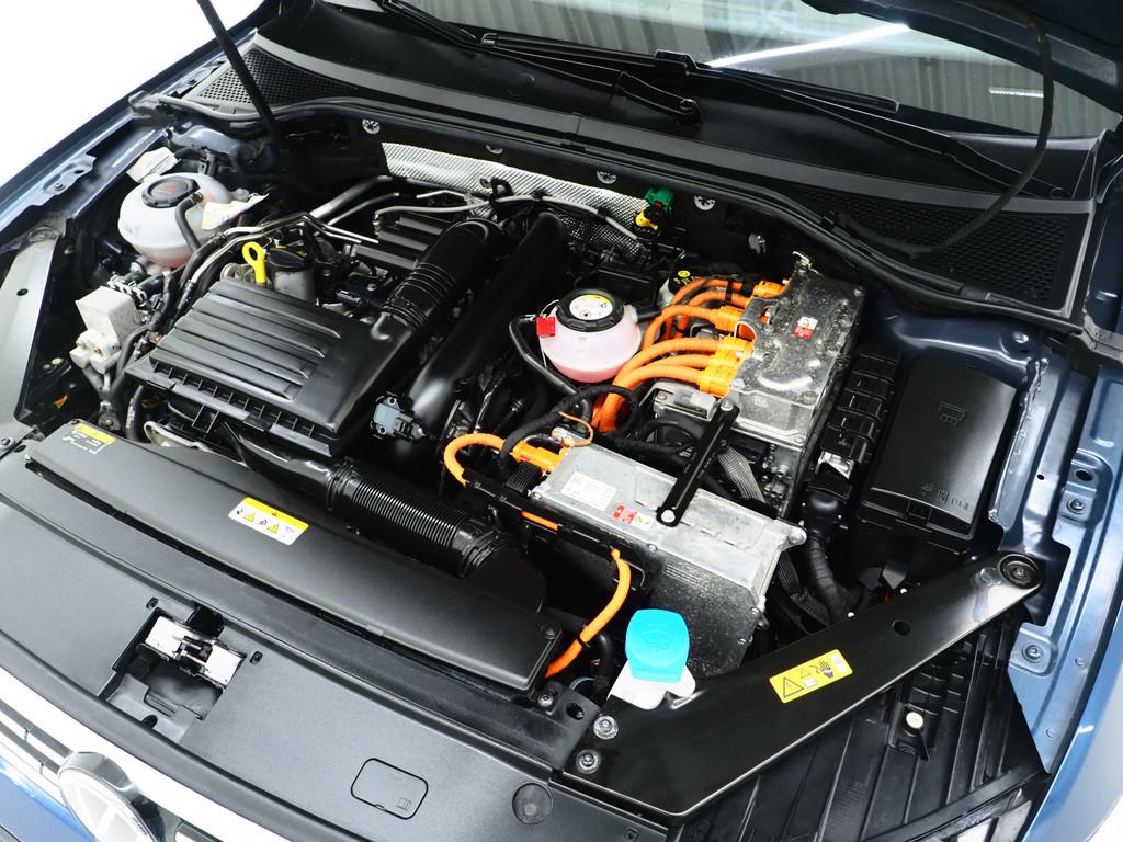 Volkswagen Passat Variant 1.4 TSI PHEV GTE R-Line 6